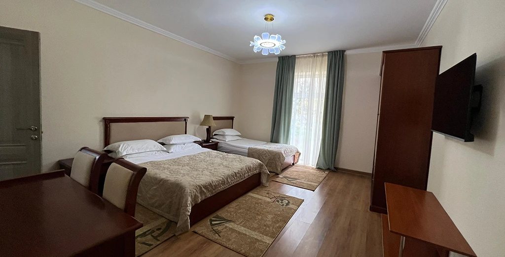 7 bed 5 room cottage camilla with glazed kitchen terrace